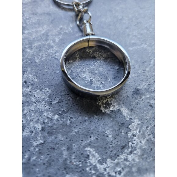 LOT OF (6) ~ (SILVER) 30MM BEZEL KEYCHAIN COIN HOLDERS - Picture 3 of 4